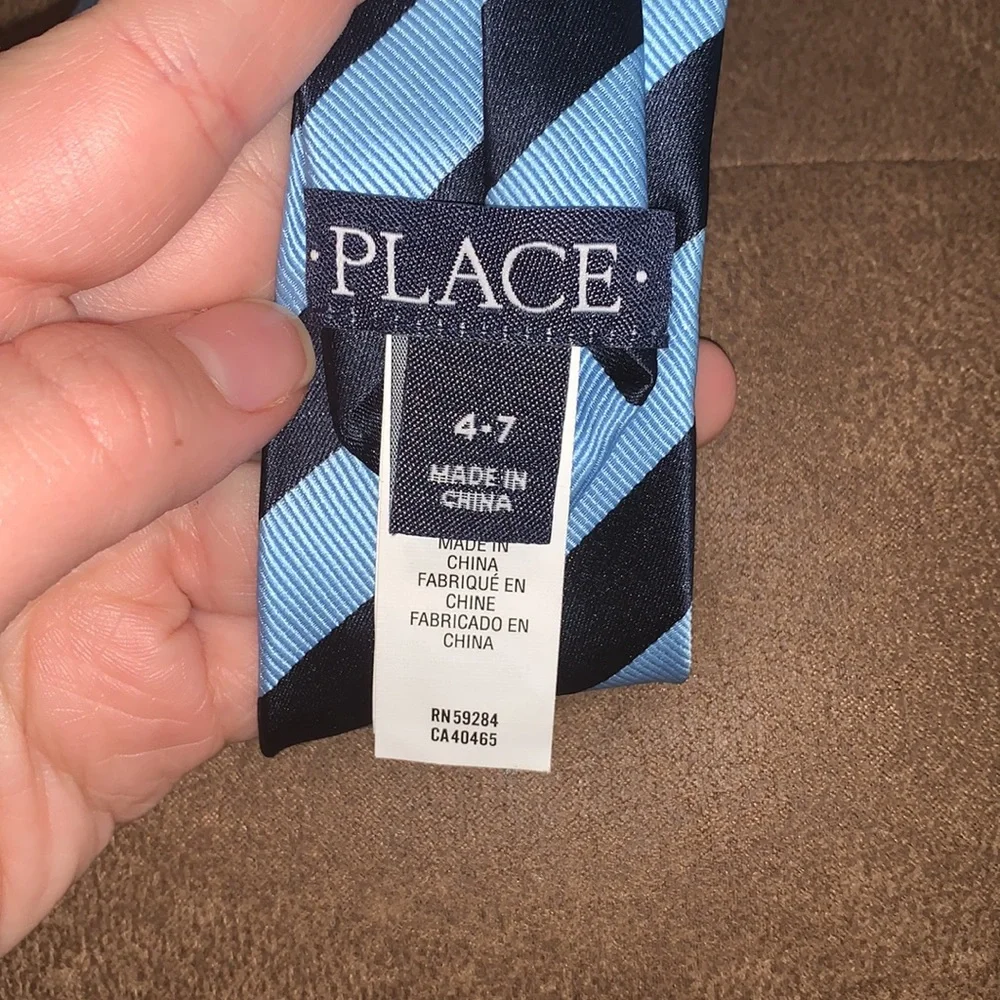 The Children’s Place blue striped neck tie size 4-7